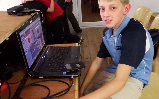 Gansbaai Jeugbasaar Pret 4